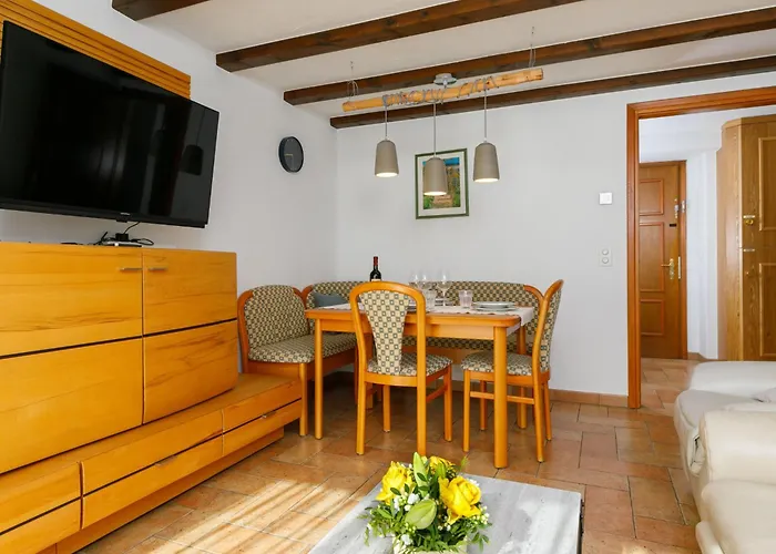 Apt-31 By Interhome Daire